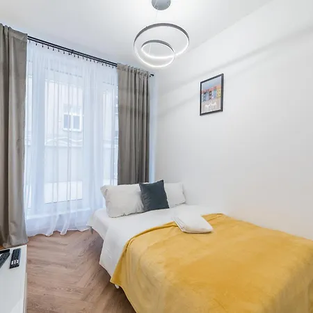 Apartment Garbary Old Town By Bookinghost *